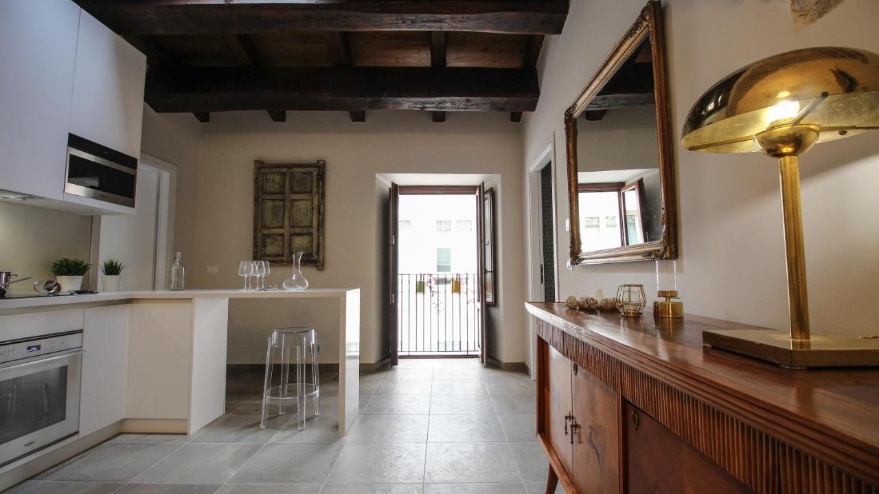 Nel Cuore Dell'Aquila Bnb Exterior photo